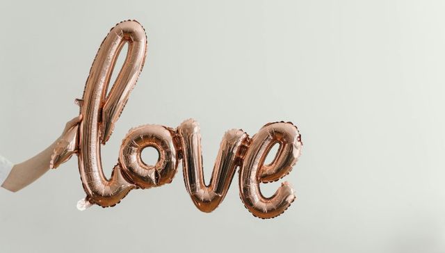 特别策划 | 在字里行间，读懂爱的模样