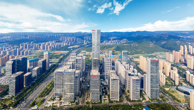 泉眼·视界 | 轨道泉城呼啸而来，济南全速驶入“大地铁时代”