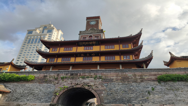 宁波多景区对教师免票、打折