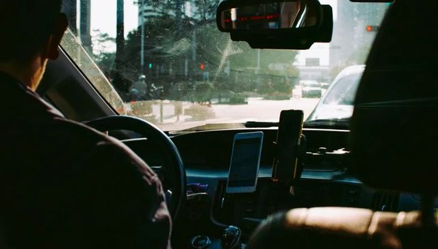 又涨价了，一年“躺赚”百万的网约车平台牌照涨至200万