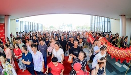 一年狂攬10億！成都龍泉驛這座商業(yè)地標(biāo)的成長(zhǎng)密碼藏不住了