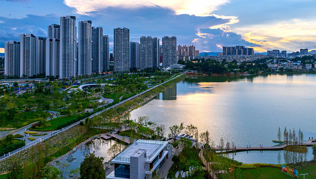 除了无敌湖景，这个爆火户型还藏了多少“王炸”底牌？