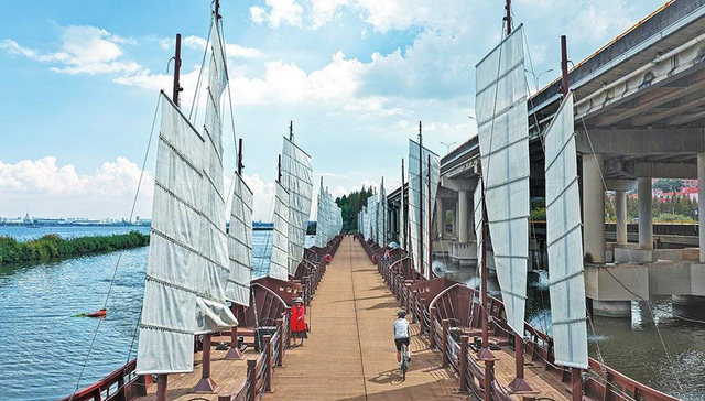 滇池帆船浮桥恢复开放