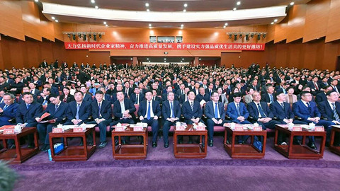 山东城市观察丨一座城的雄心：企业家站C位，潍坊冲击万亿新高度