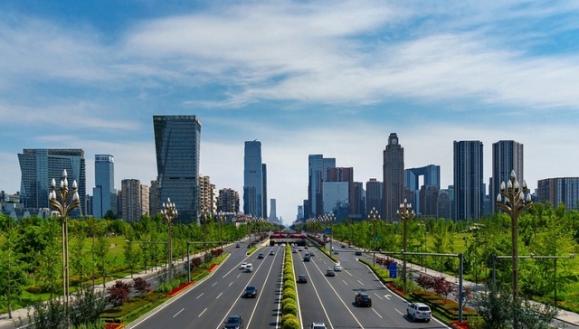 405.41 万户，副省级城市第三，增长密码→