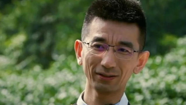 董宇辉,俞敏洪,东方甄选,