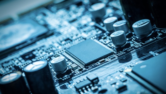 紫光国微可转债转股价格或面临下调 同期完成股票期权激励计划登记