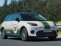 “半價”賣車，劉強東圖什么？