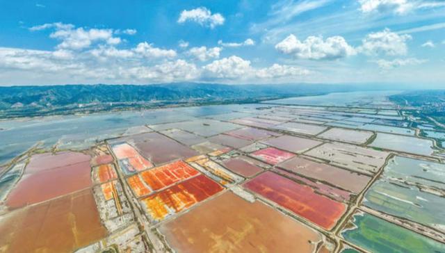 运城盐湖：七彩瑰宝 涅槃重生