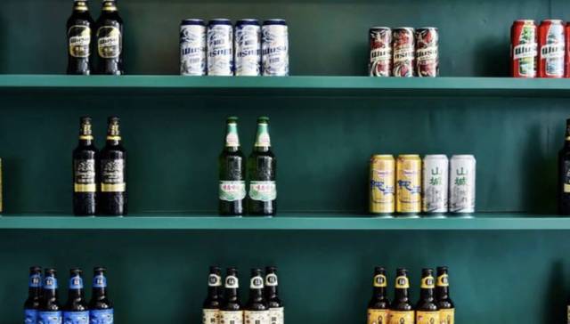 TOPBRAND | 嘉士伯或售部分亚洲业务；光明乳业进军宠物赛道；联合利华正考虑再出售多个食品品牌；Prada继承人将掌管Versace