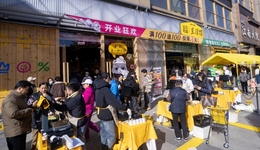 三只松鼠生活館旗艦店落地，“提速”社區(qū)新零售
