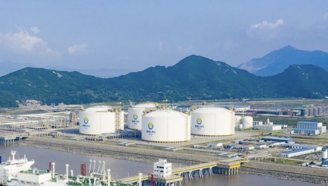 新奥股份拟新增340亿元担保额度并规划两类套期保值业务