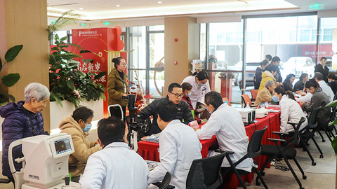 昆明鹏瑞利康养社区一周年庆典温情启幕