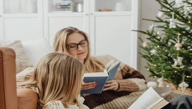 特别策划 | 只见四面的妈妈成了榜样：当我们对亲情“理性清算”