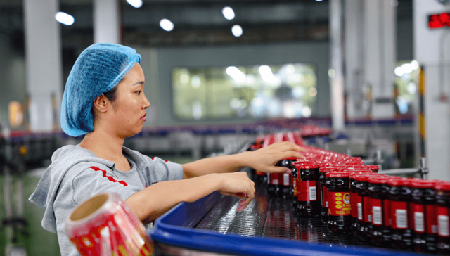 “摆烂”后卖了54亿，贵州前首富稳居行业“铁王座”