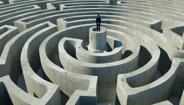 转型受挫、“卖身”失败，这家31岁的储能老厂该如何翻身？