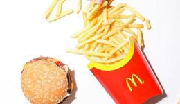 快2026年了，青海第一家麦当劳开业大排长龙，比肯德基晚到了20年