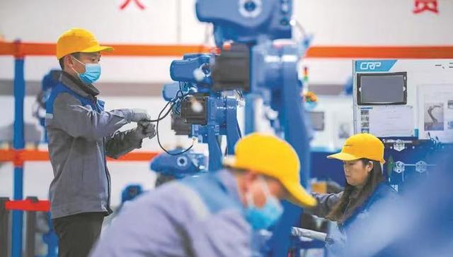 新年首个工作日 成都产业一线拉满“进度条”