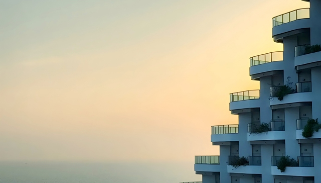 违约潮来袭：曾经稳赚不赔的酒店租赁模式，为何会走向失控？