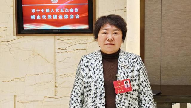 两会之声;青岛市人大代表杨冰;健全灵活就业全链条服务体系;筑牢民生“稳定器”