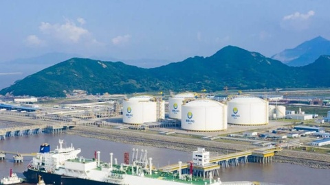 新奧股份2025年12月?lián)Ｂ涞?累計擔(dān)保余額201.32億元