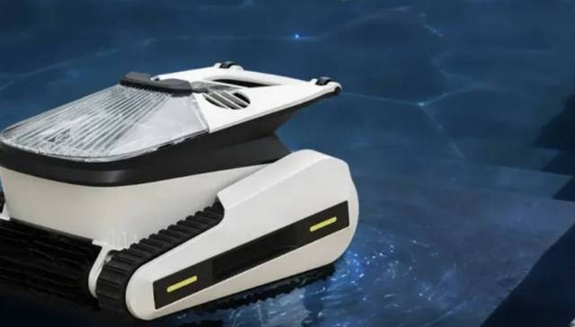 TOPBRAND | 思傲拓完成融资；Next收购Russell & Bromley；Numéro China任命唐霜为主编