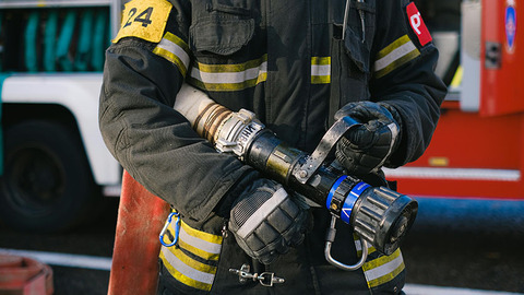 石家庄消防主题加油站亮相