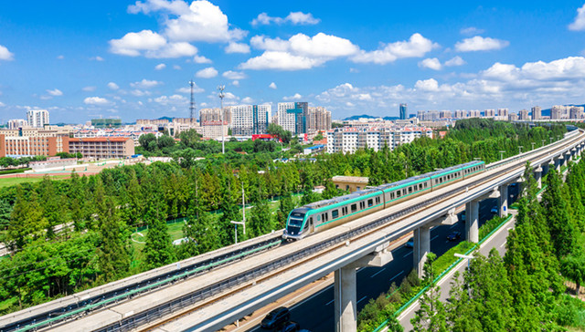 两会之声;山东省政协委员张君;场景牵引;山东人工智能发展