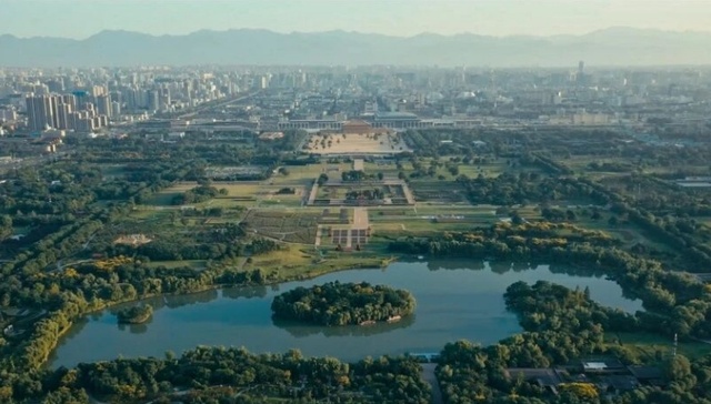 一朝入长安，一眼越千年