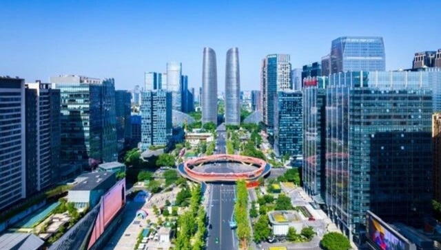 2.48万亿元、增长5.8%，成都GDP连跨6个千亿级台阶背后