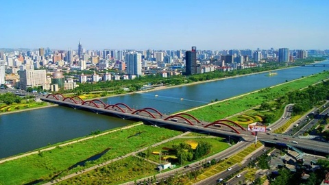 產(chǎn)業(yè)向新向優(yōu) 企業(yè)向上向好