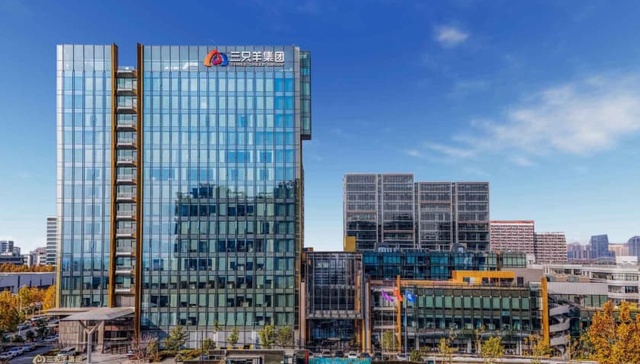 三只羊拿下网红“无语哥”全球运营权，预计年销售额将超40亿美元