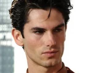 TOPBRAND | 復朗集團出售Caruso；大鉦資本強化對瑞幸控制權(quán)；庫迪開英國首店；恒天然消費品負責人離任