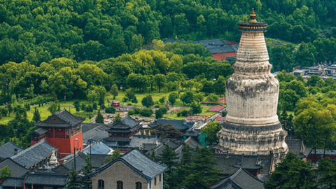 山西省五臺(tái)山景區(qū)：精細(xì)化服務(wù)為游客“暖心護(hù)航”