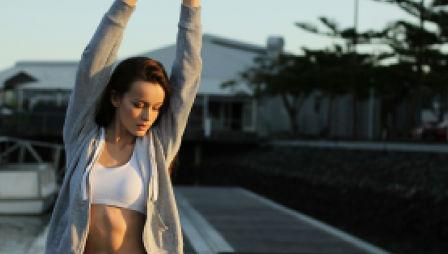 “被激素硬控”的女性，如何改写健康消费的新趋势？