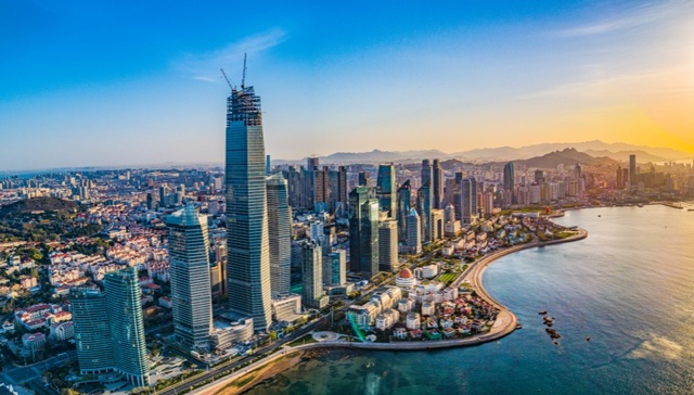 鲁楼观察｜崂山出牌、西海岸接招，从两宗地看青岛楼市的2026开局