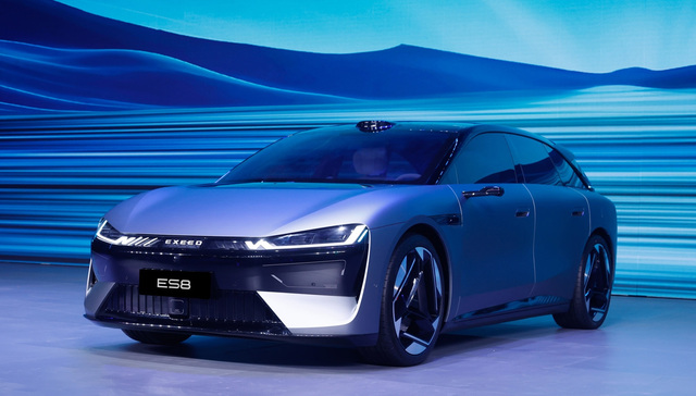 闪充、换电和固态电池，哪一个才是未来