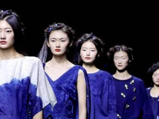 《手信》背后的非遺溢價：深度拆解“生活在左”的新中式商業(yè)敘事