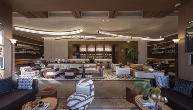 超千位西安名流共赴缦岛 让凤五成为西安城北改善封面坐标