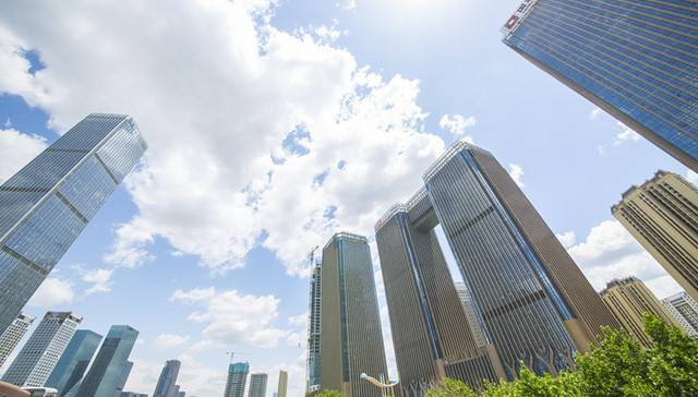 山东城市观察丨从地面到云端：济南的凌云之志