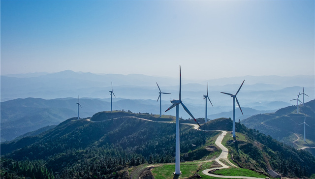 鲁股观察;华电国际;2025年营收;净利微增;190亿元;新增长曲线