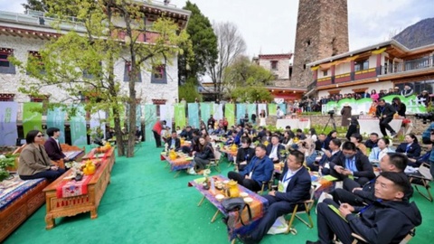 全国13个世界“最佳旅游乡村”代表齐聚四川丹巴