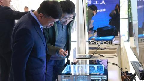 华鲲振宇获超2亿元意向订单 成都“1+N”精准对接会首战成果丰硕