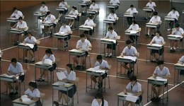 中產(chǎn)家長(zhǎng)，正在批量逃離“陪讀天堂”