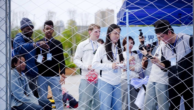 人机共融、率先起飞！成都举办全球首个“世界无人机运动会”