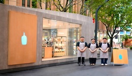 瑞幸大股东正式“喝上”蓝瓶咖啡，这把全球咖啡竞争“高端局”要怎么打？