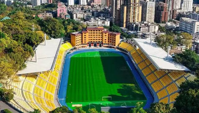广东五年狂建2600块足球场，21城谁的数量最多？