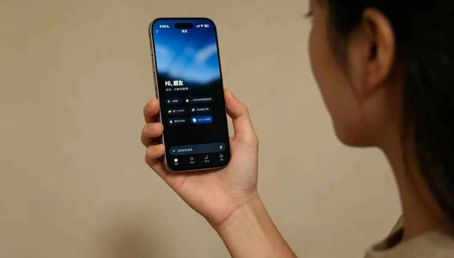 砸1亿奖励“手搓应用”，灵光砸出了什么？