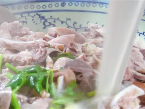 时评 | 一碗羊汤，何以沸腾这座千年古邑？