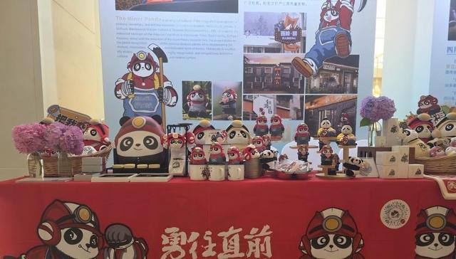 会场外逛“市集”，川渝宝贝圈粉无数